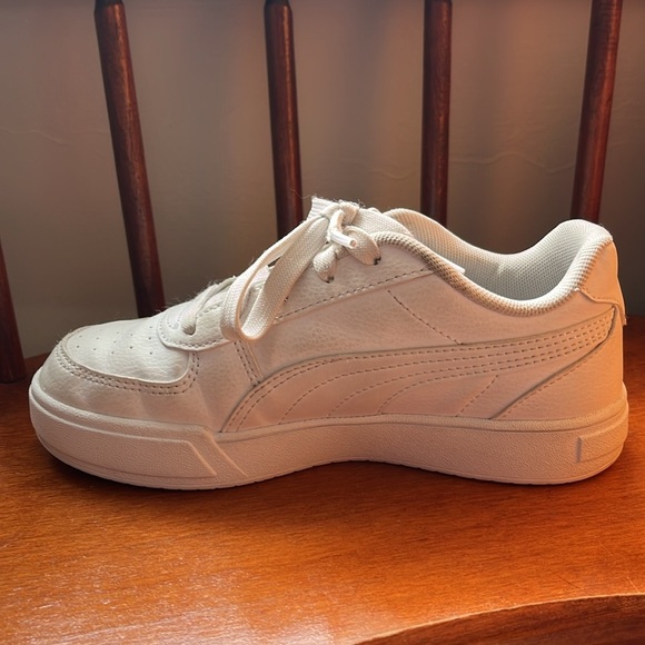 PUMA Children's Caven Jr White Sneaker Size 2C - Picture 5 of 12